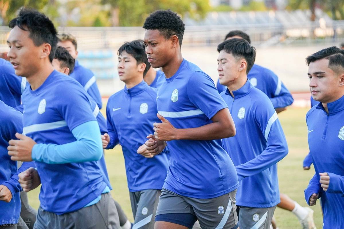  姆巴佩比赛视频 