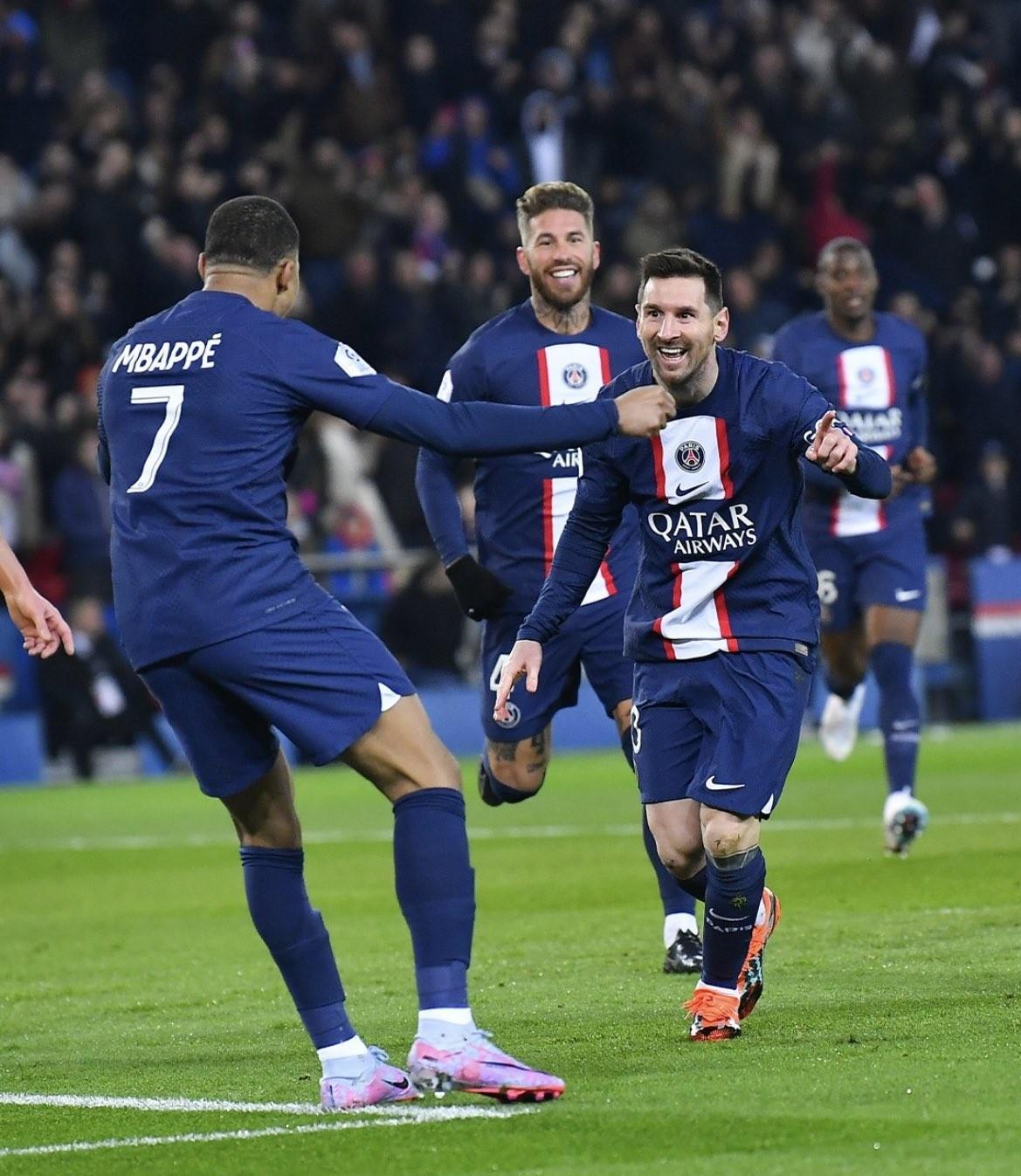 开云体育官网入口关于姆巴佩在日本队比赛中比分优势明显丹佛掘金刷新队史纪录备战全明星赛，阿森纳今晚门线救险瞬间刷屏的信息